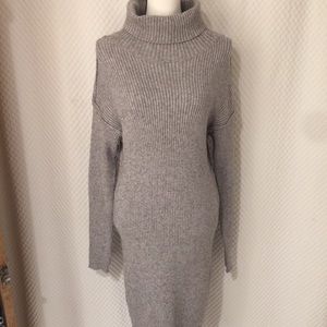 Solutions! grey turtleneck dress L. #398